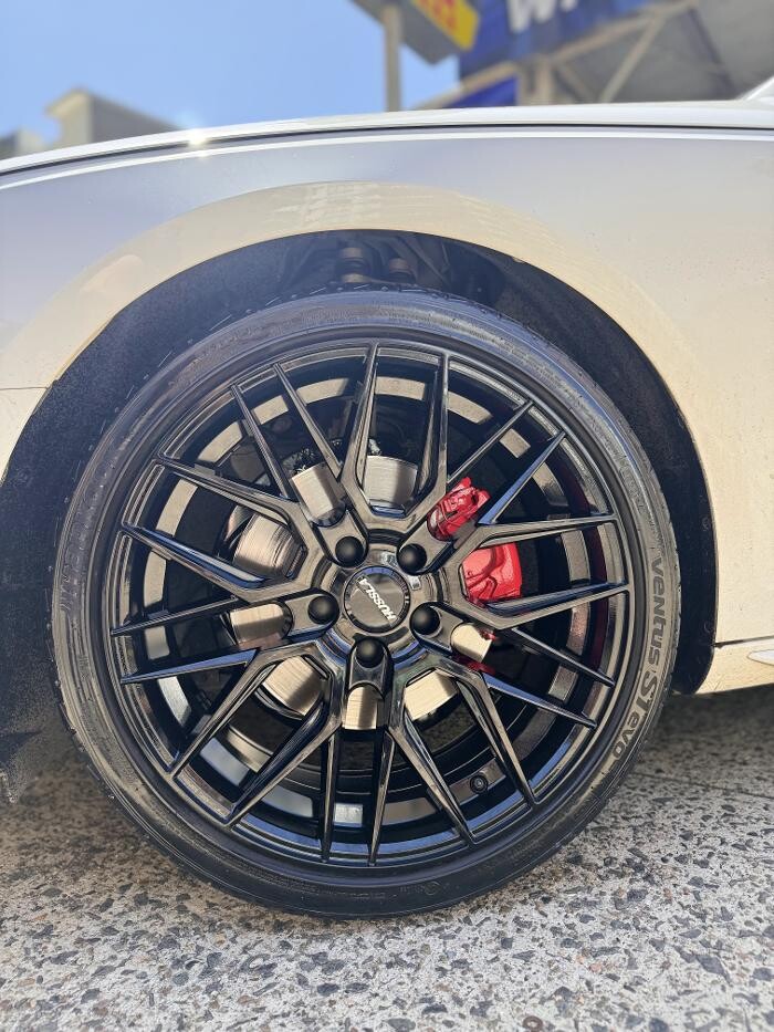 Images Ozzy Tyres Hurstville | Wheels, Tyres, 4X4 Wheels, Suspension ??