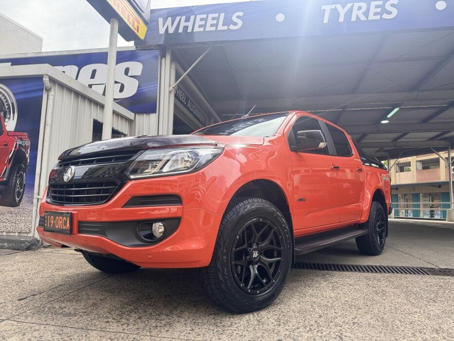 Images Ozzy Tyres Hurstville | Wheels, Tyres, 4X4 Wheels, Suspension ??