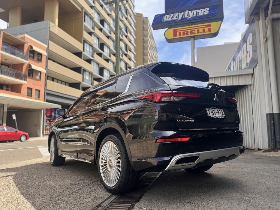Images Ozzy Tyres Hurstville | Wheels, Tyres, 4X4 Wheels, Suspension ??