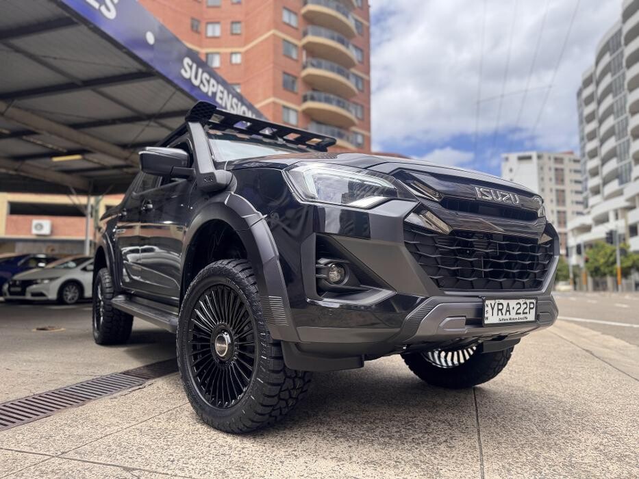 Images Ozzy Tyres Hurstville | Wheels, Tyres, 4X4 Wheels, Suspension ??