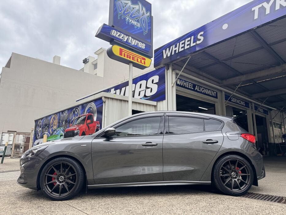 Images Ozzy Tyres Hurstville | Wheels, Tyres, 4X4 Wheels, Suspension ??