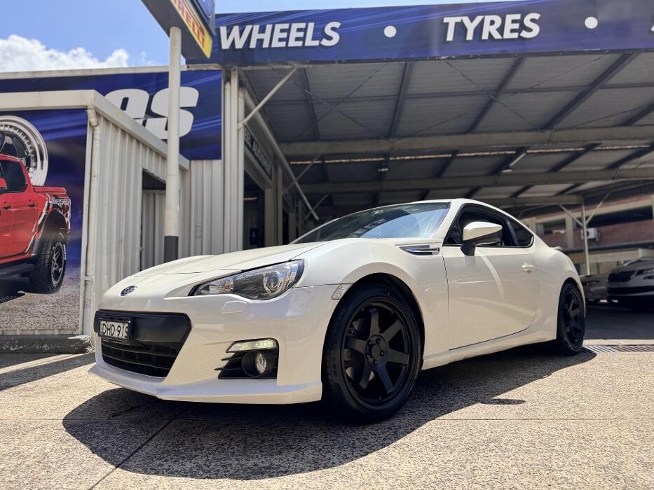 Images Ozzy Tyres Hurstville | Wheels, Tyres, 4X4 Wheels, Suspension ??