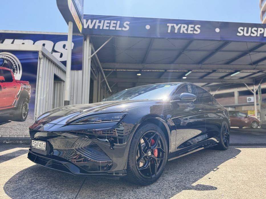 Images Ozzy Tyres Hurstville | Wheels, Tyres, 4X4 Wheels, Suspension ??