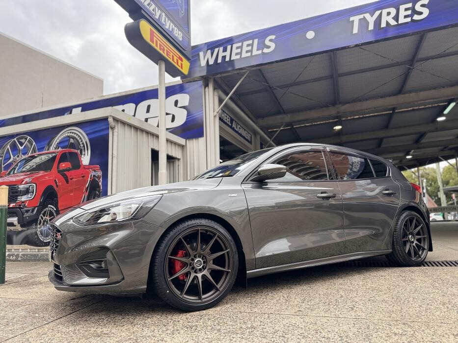 Images Ozzy Tyres Hurstville | Wheels, Tyres, 4X4 Wheels, Suspension ??