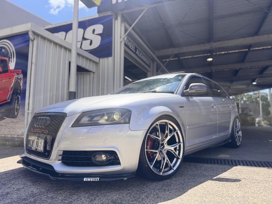 Images Ozzy Tyres Hurstville | Wheels, Tyres, 4X4 Wheels, Suspension ??