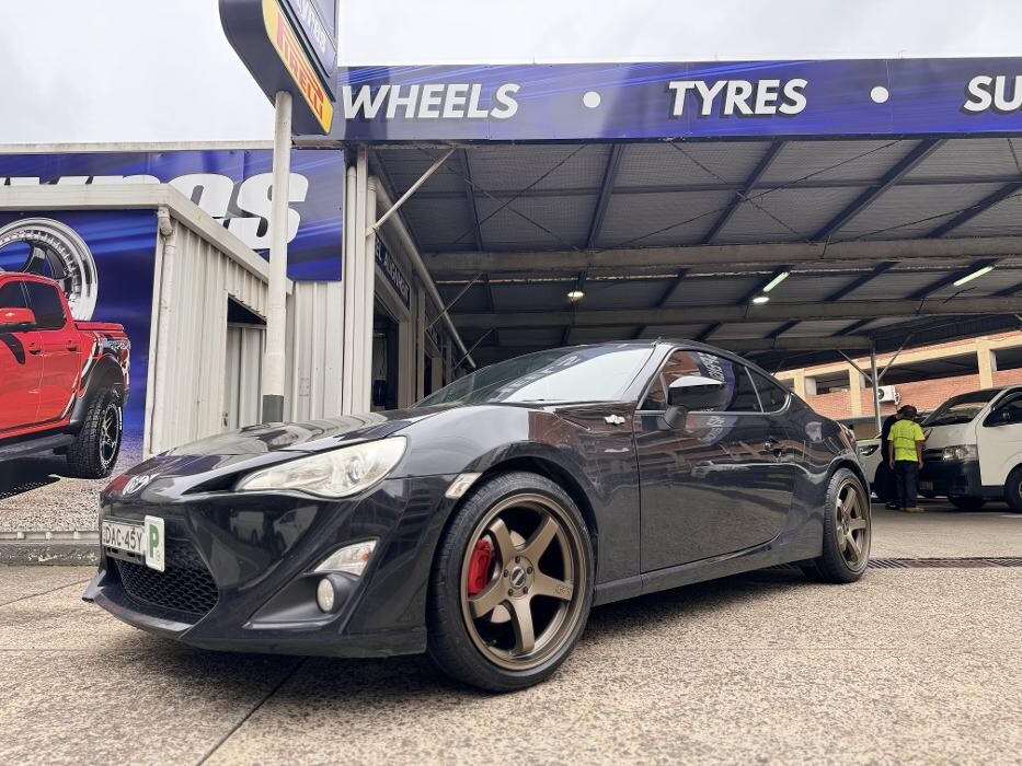 Images Ozzy Tyres Hurstville | Wheels, Tyres, 4X4 Wheels, Suspension ??