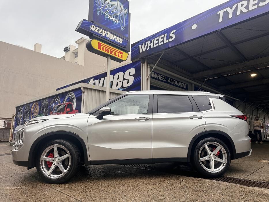 Images Ozzy Tyres Hurstville | Wheels, Tyres, 4X4 Wheels, Suspension ??