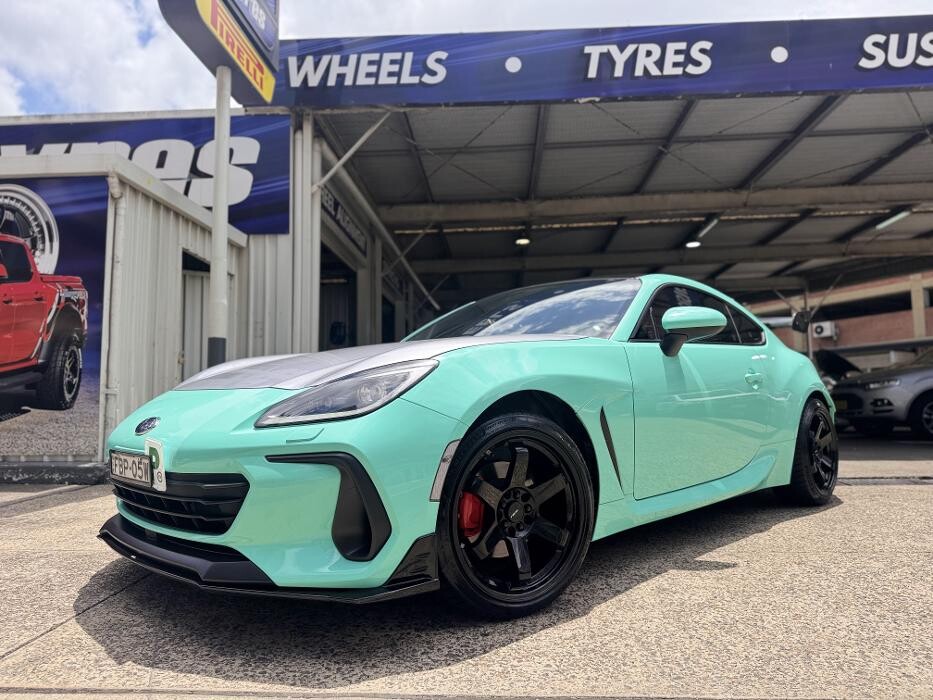 Images Ozzy Tyres Hurstville | Wheels, Tyres, 4X4 Wheels, Suspension ??