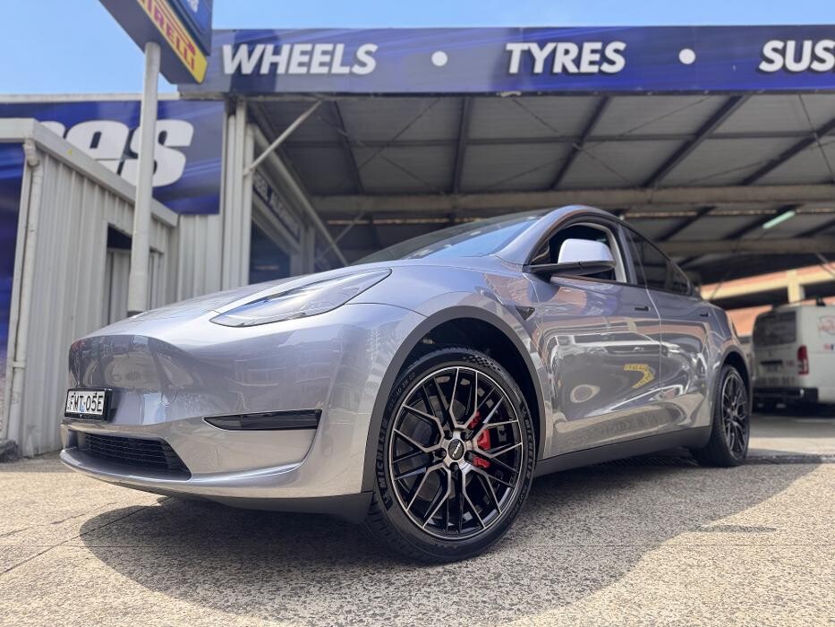 Images Ozzy Tyres Hurstville | Wheels, Tyres, 4X4 Wheels, Suspension ??