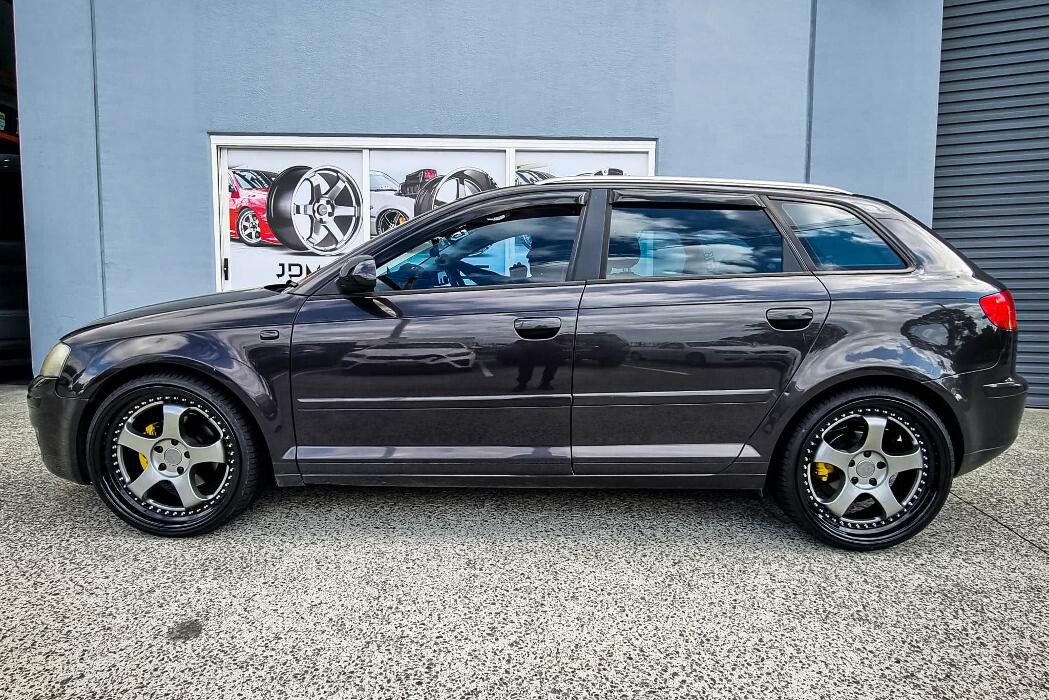 Images Ozzy Tyres Arundel | Wheels and Tyres Gold Coast | 4x4 rims | Surfers paradise Tyres |