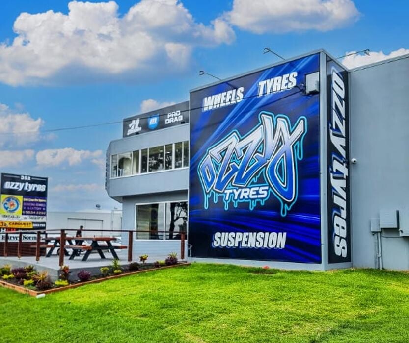 Images Ozzy Tyres Arundel | Wheels and Tyres Gold Coast | 4x4 rims | Surfers paradise Tyres |