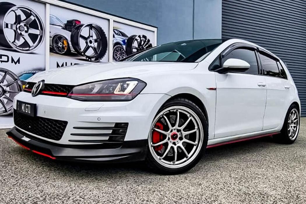 Images Ozzy Tyres Arundel | Wheels and Tyres Gold Coast | 4x4 rims | Surfers paradise Tyres |