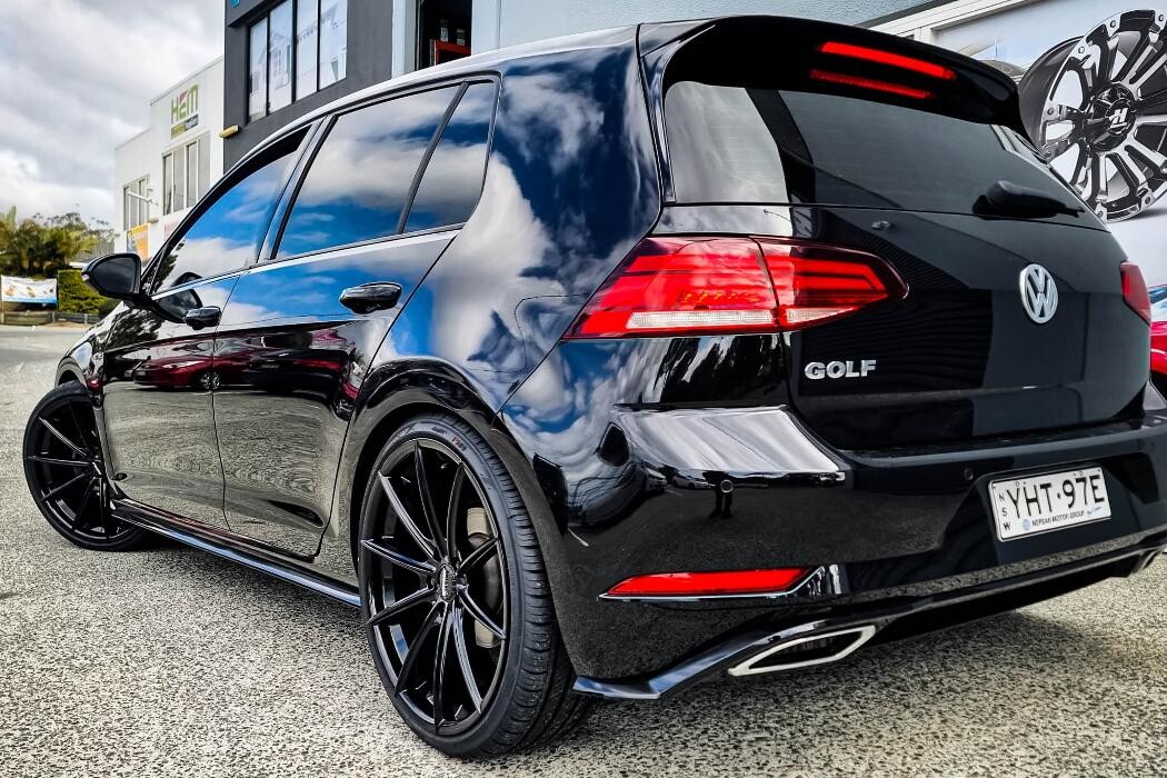 Images Ozzy Tyres Arundel | Wheels and Tyres Gold Coast | 4x4 rims | Surfers paradise Tyres |