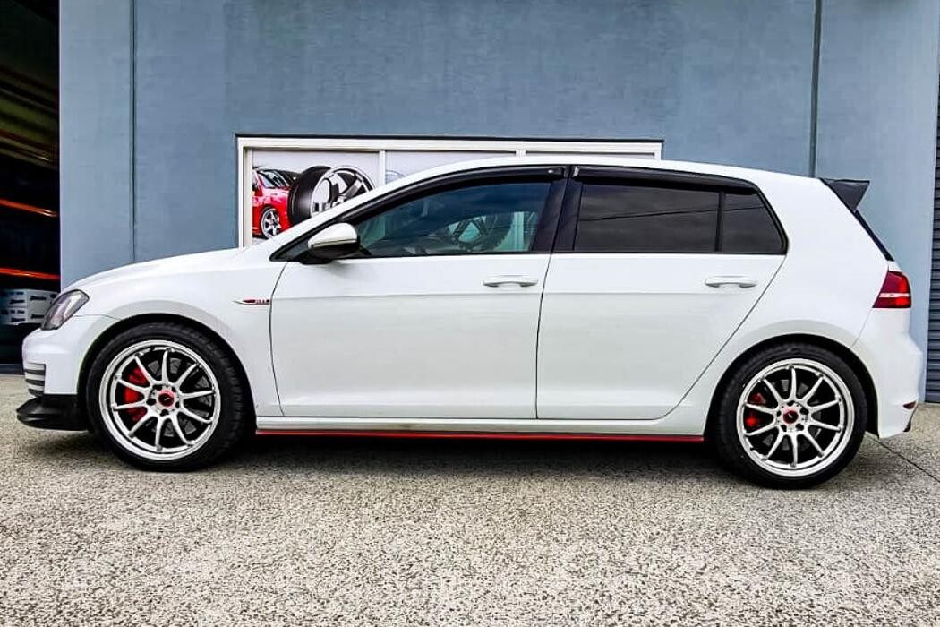 Images Ozzy Tyres Arundel | Wheels and Tyres Gold Coast | 4x4 rims | Surfers paradise Tyres |
