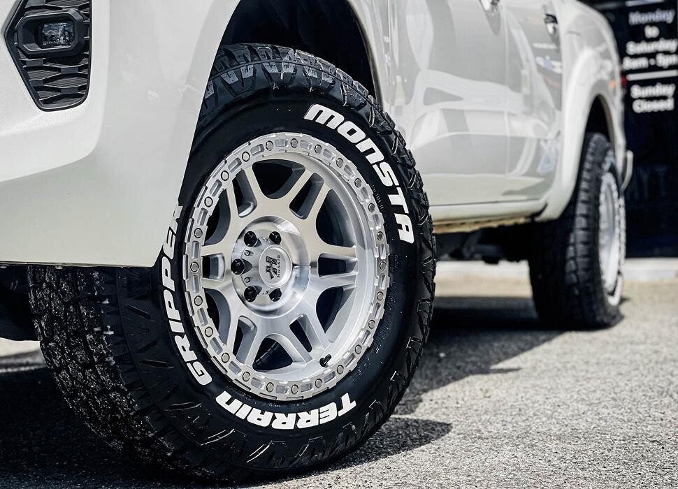 Images Ozzy Tyres Welshpool