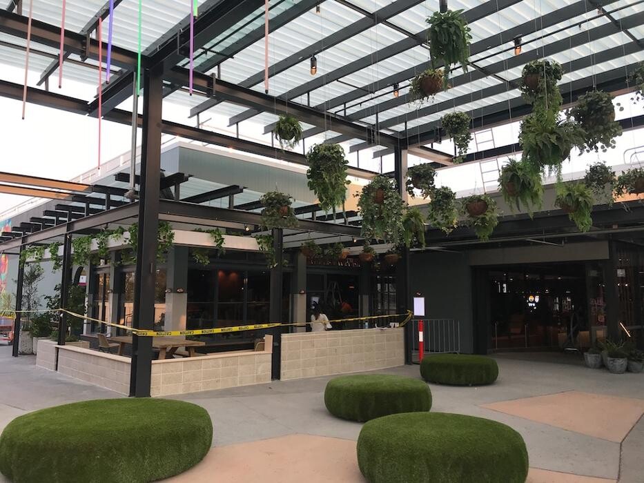 Images Artificial Plant Importers