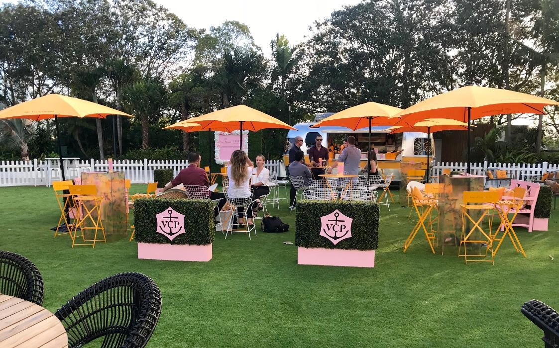 Images Artificial Plant Importers