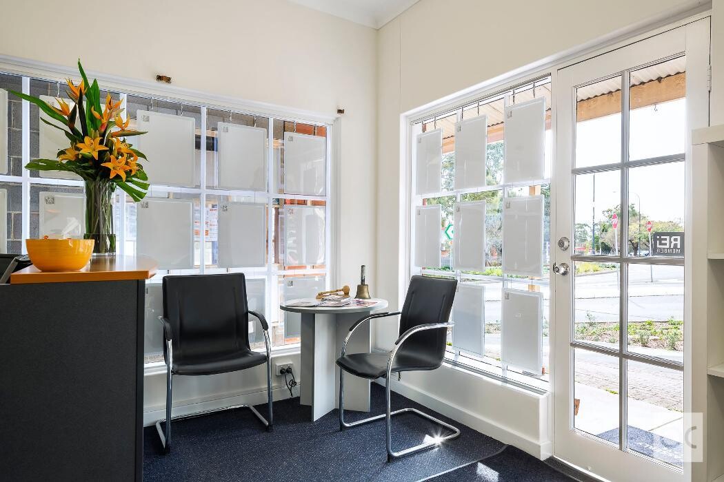 Images Ouwens Casserly Real Estate Willunga