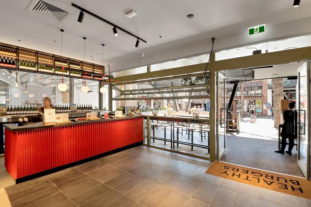 Images Grill'd Burgers - Surfers Paradise