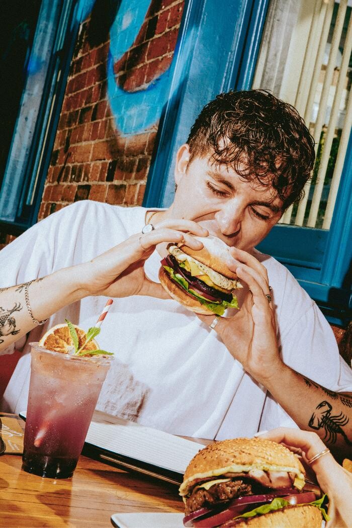 Images Grill'd Burgers - Byron Bay