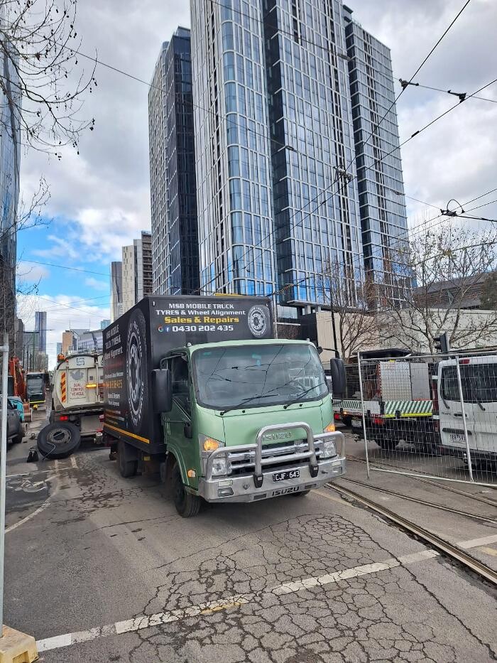 Images MSB Mobile Truck Tyres & Wheel Alignment Truganina