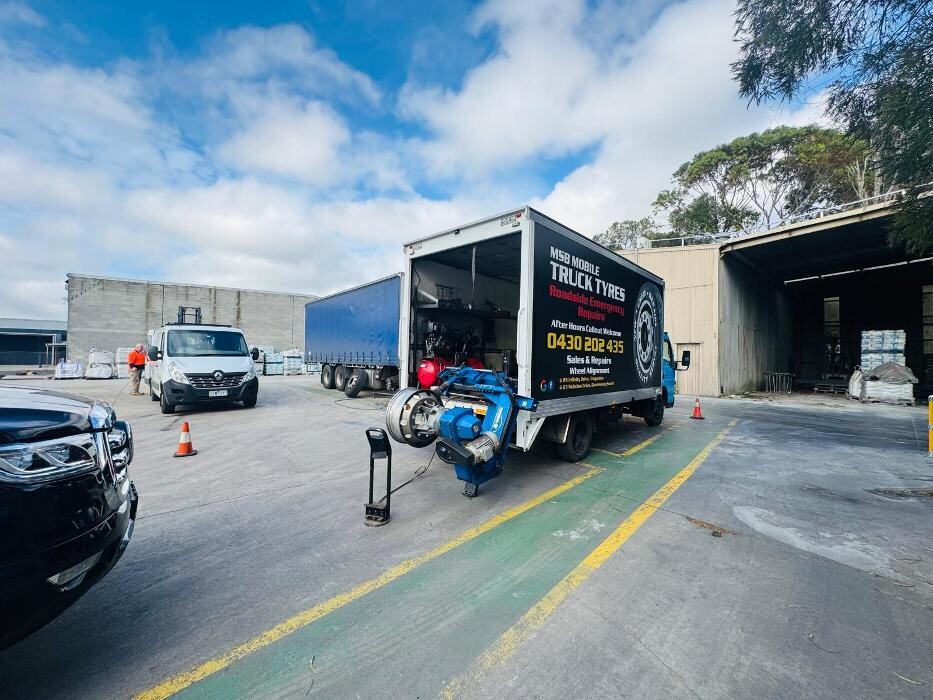 Images MSB Mobile Truck Tyres & Wheel Alignment Truganina