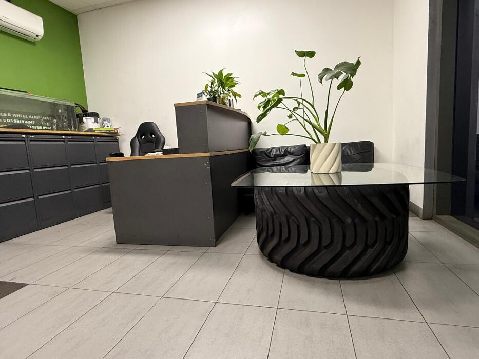 Images MSB Mobile Truck Tyres & Wheel Alignment Truganina