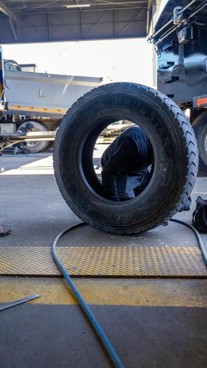 Images MSB Mobile Truck Tyres & Wheel Alignment Truganina