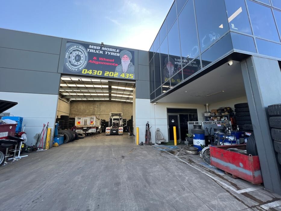 Images MSB Mobile Truck Tyres & Wheel Alignment Truganina
