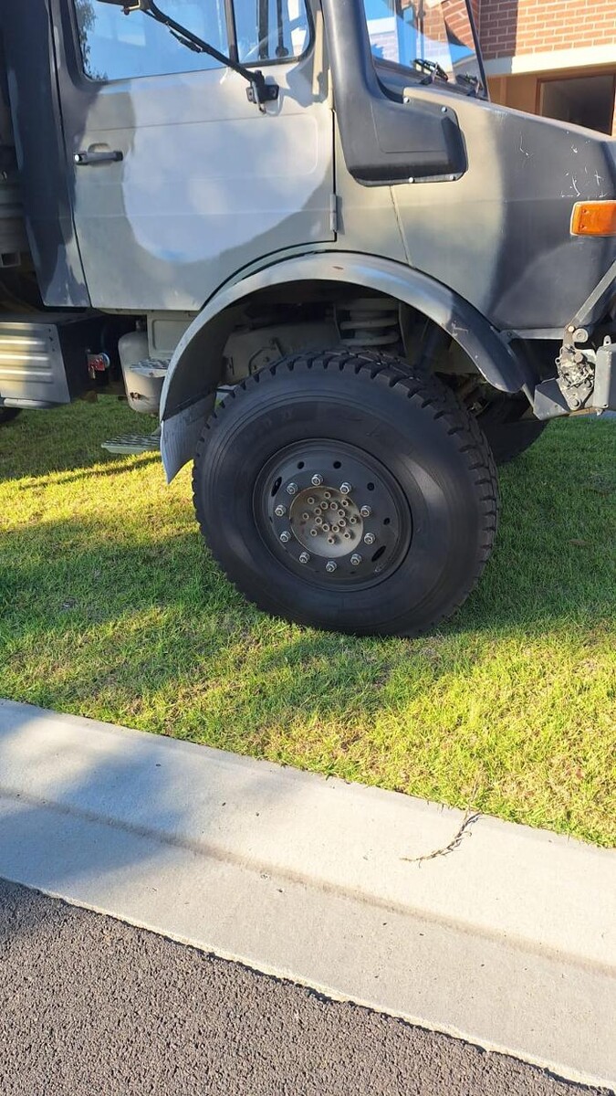 Images MSB Mobile Truck Tyres & Wheel Alignment Truganina