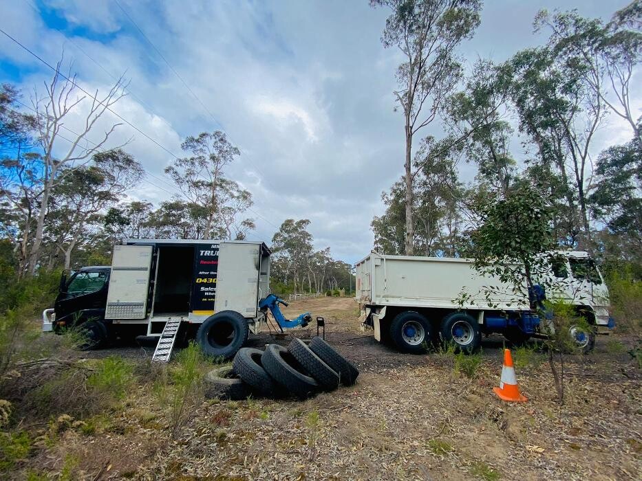 Images MSB Mobile Truck Tyres & Wheel Alignment Truganina