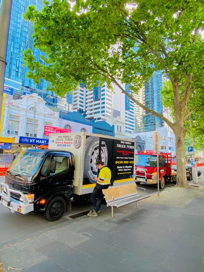 Images MSB Mobile Truck Tyres & Wheel Alignment Truganina