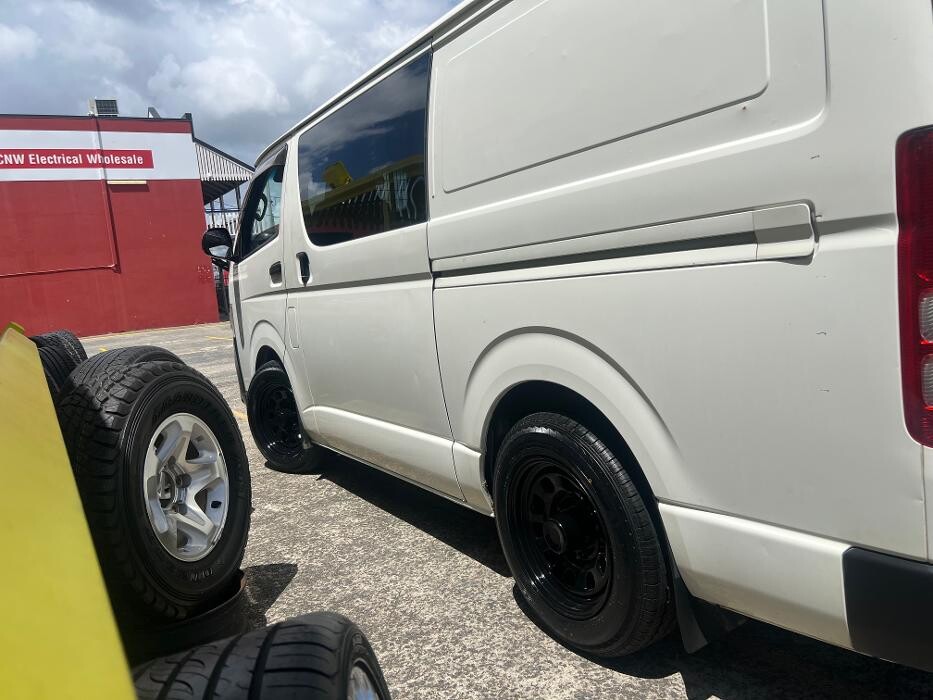 Images TRUSTED TYRES ON GOLD COAST