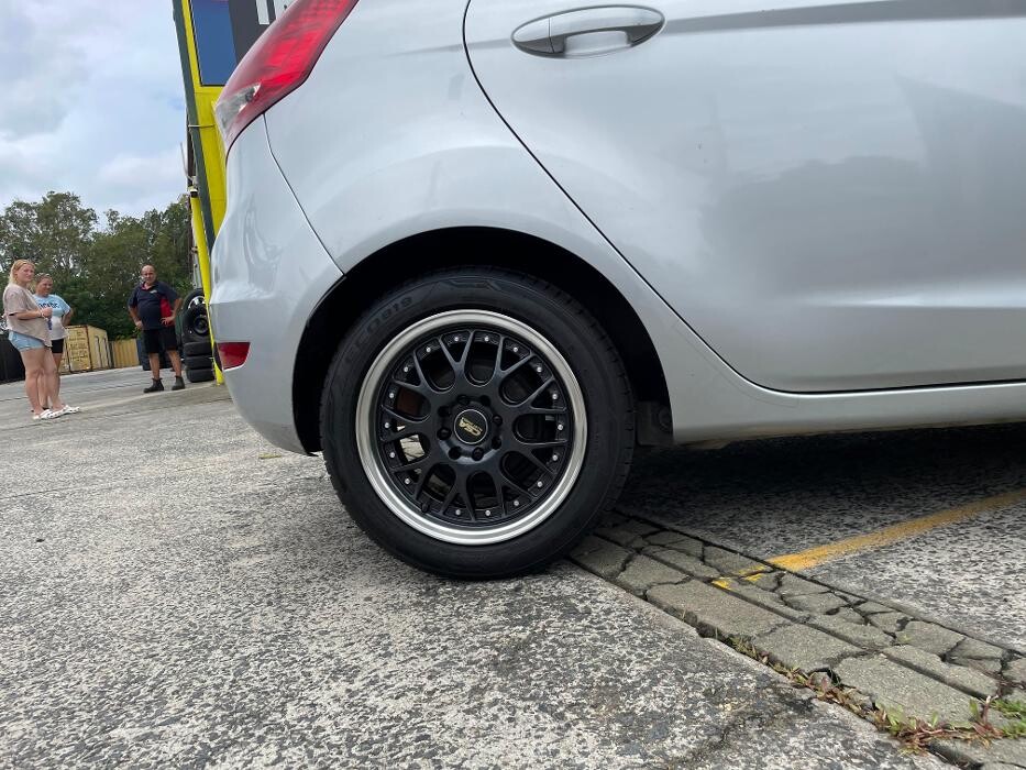 Images TRUSTED TYRES ON GOLD COAST