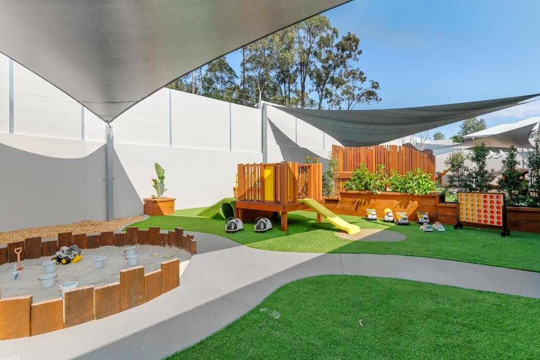 Images Happy Hearts Child Care and Kindergarten Park Ridge