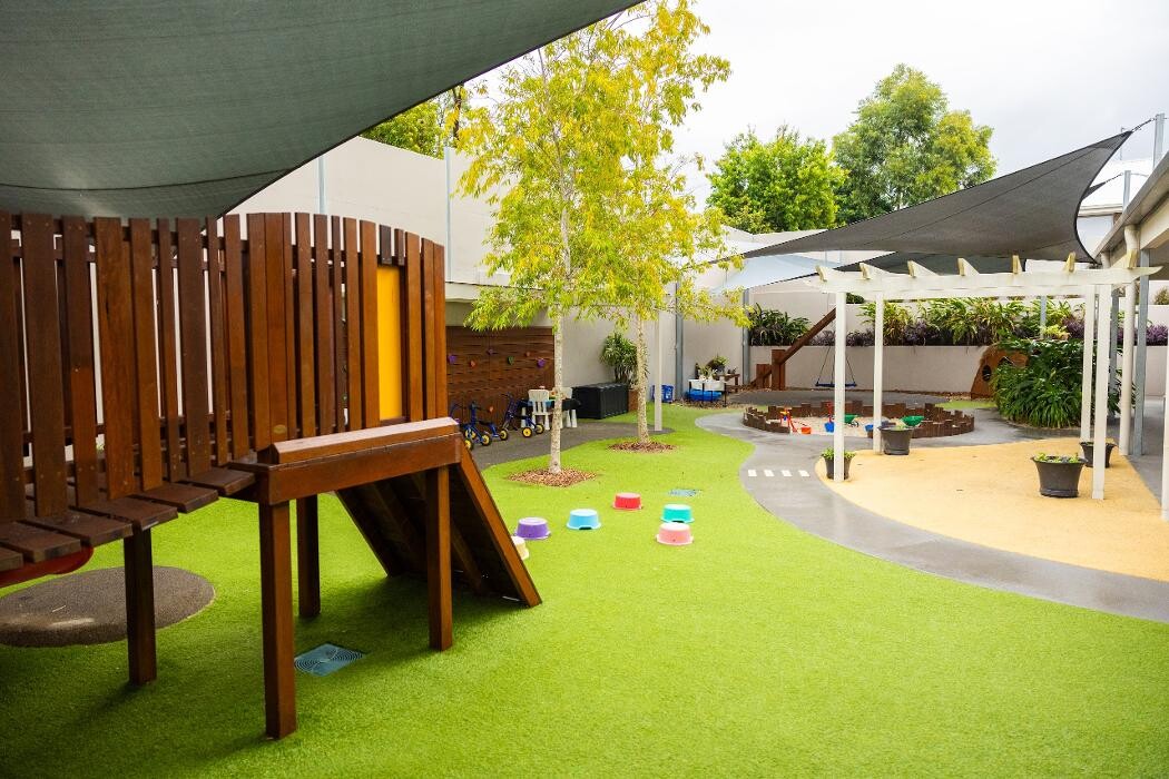 Images Happy Hearts Child Care and Kindergarten Park Ridge