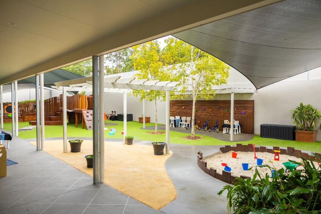 Images Happy Hearts Child Care and Kindergarten Park Ridge