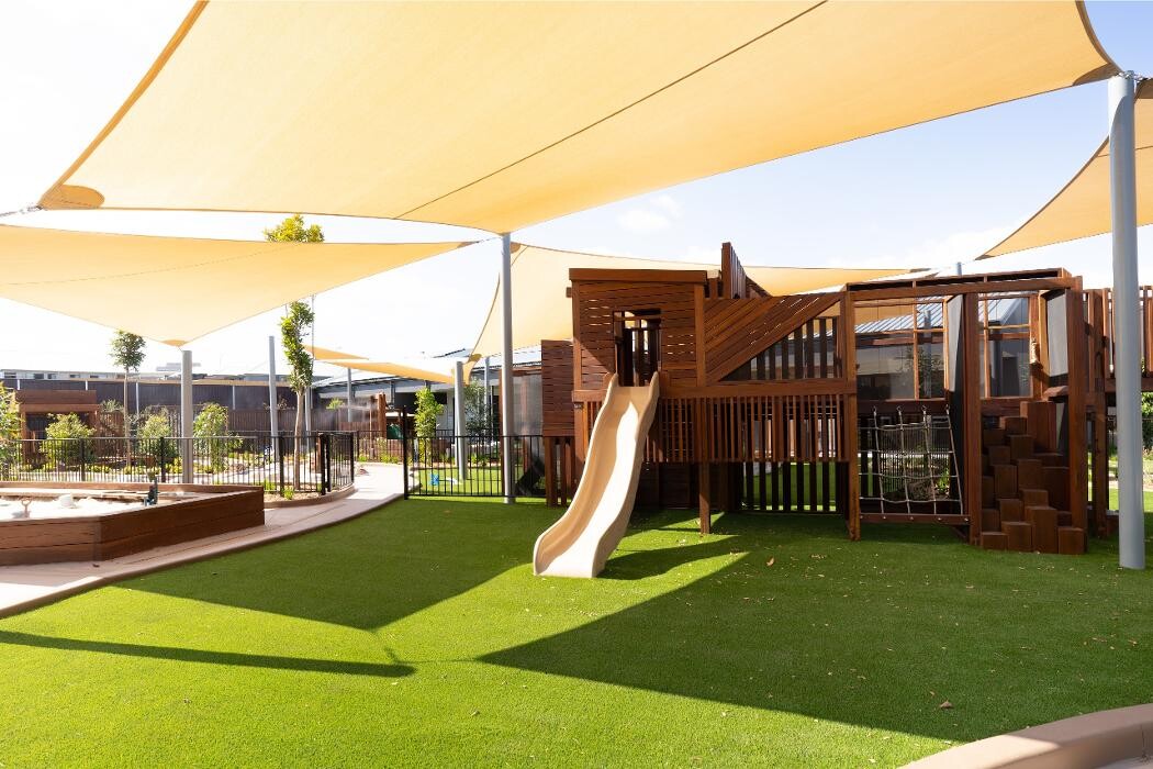 Images PEAK Childcare and Kindergarten Flagstone