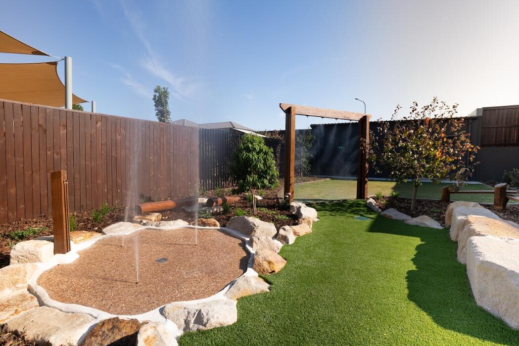Images PEAK Childcare and Kindergarten Flagstone