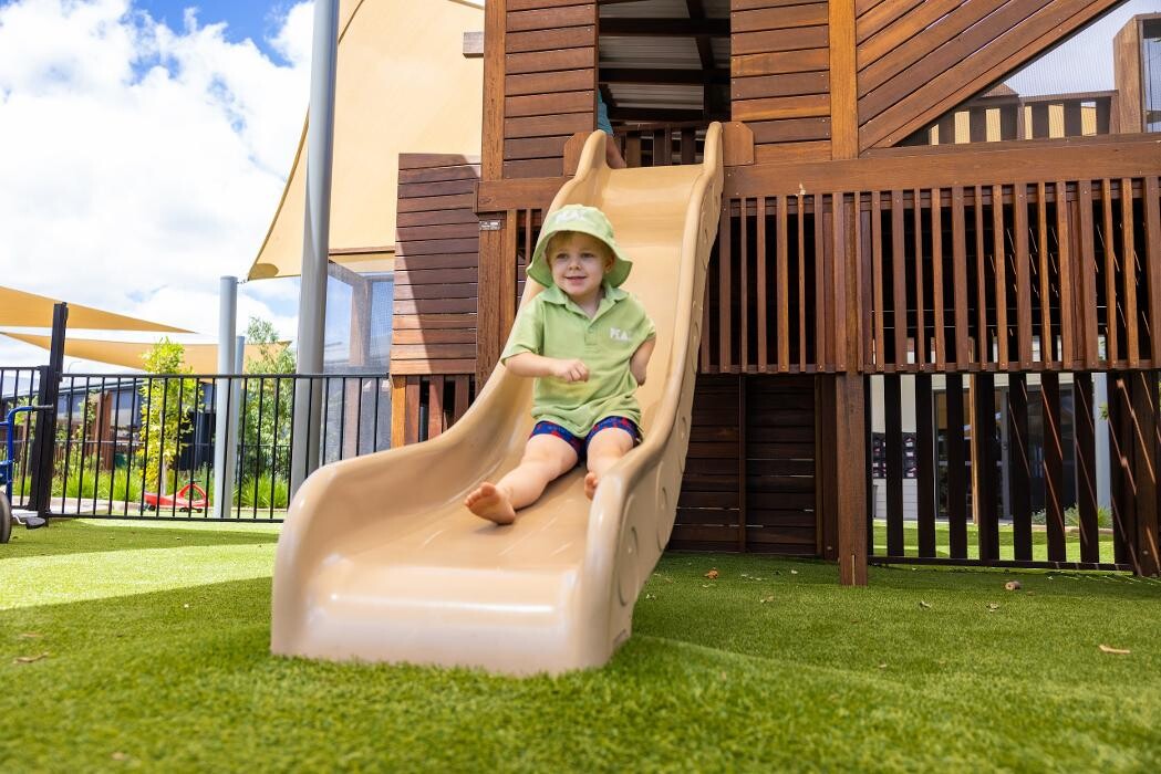Images PEAK Childcare and Kindergarten Flagstone