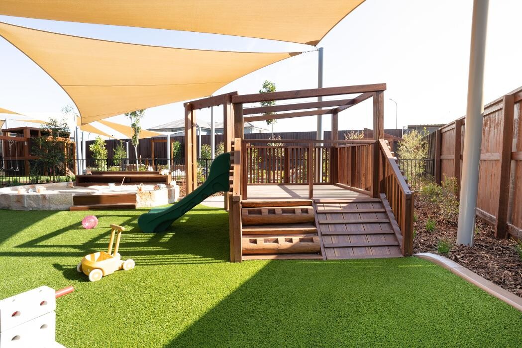 Images PEAK Childcare and Kindergarten Flagstone