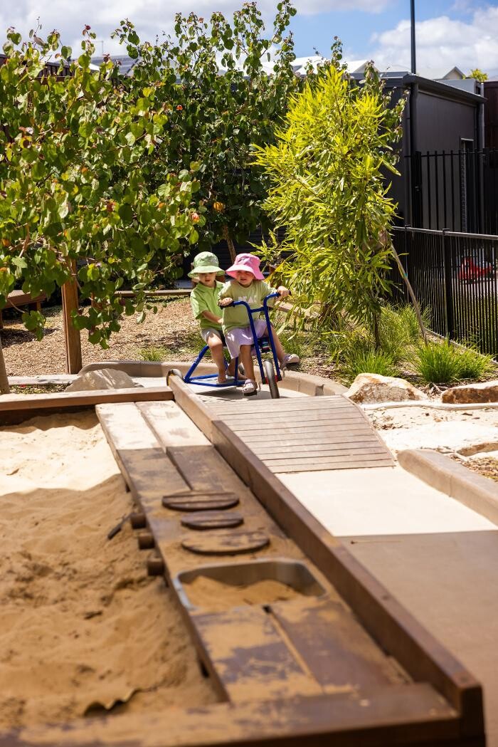 Images PEAK Childcare and Kindergarten Flagstone