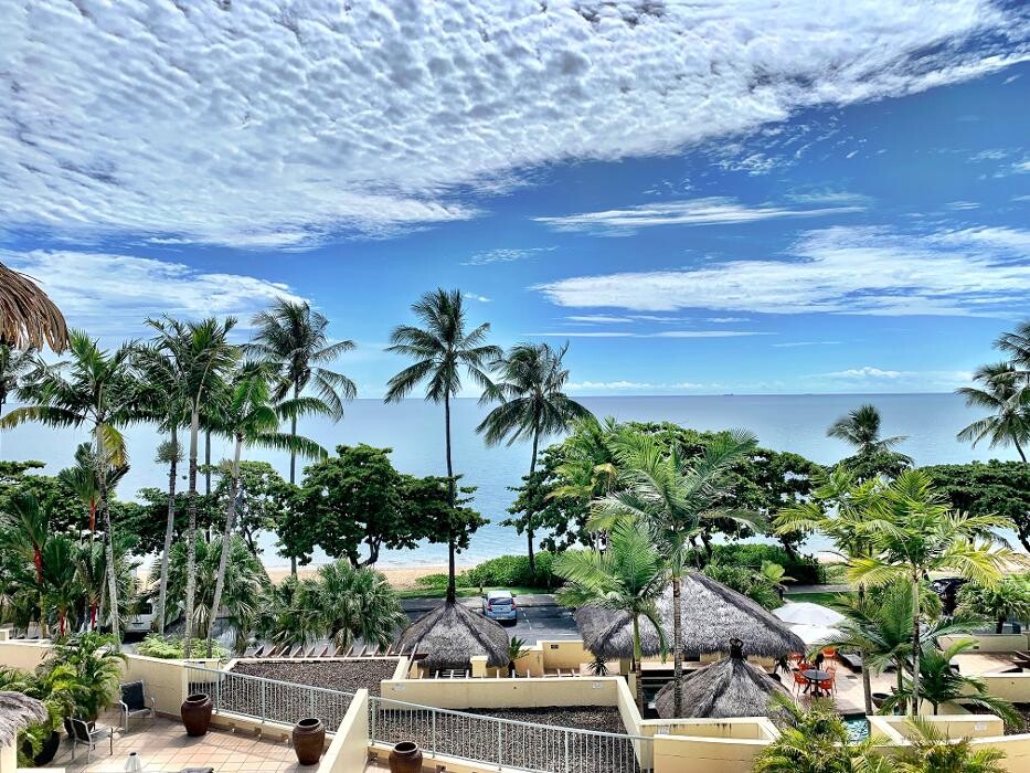 Images East Coast Car Rentals - Cairns Airport