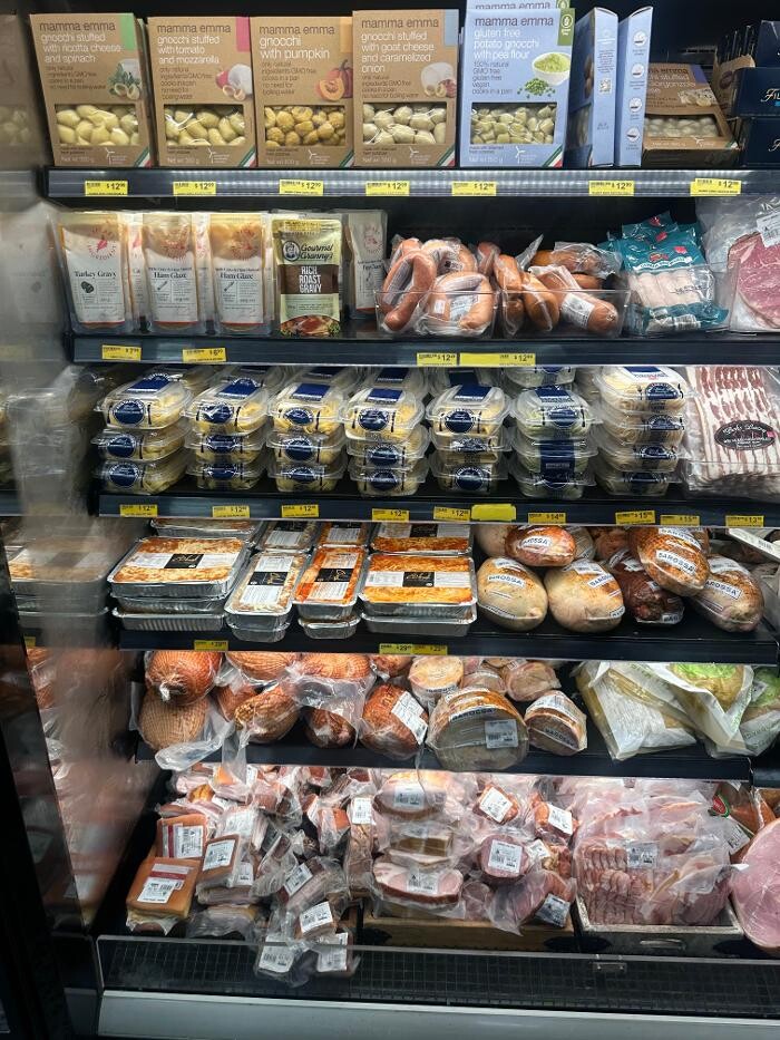 Images Mart Deli