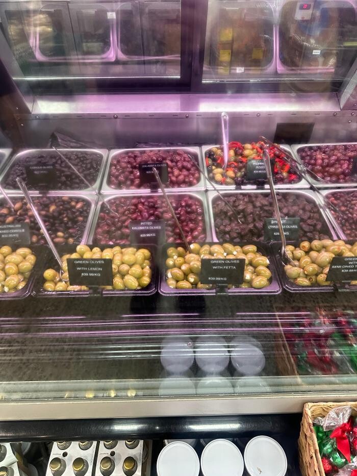 Images Mart Deli