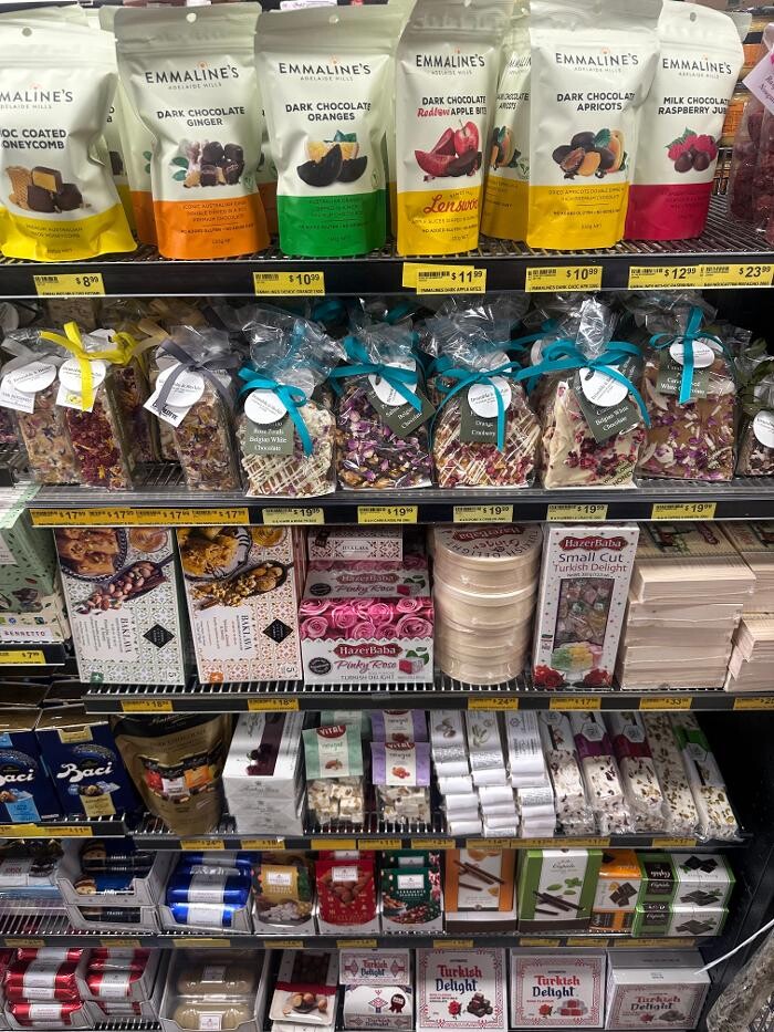 Images Mart Deli