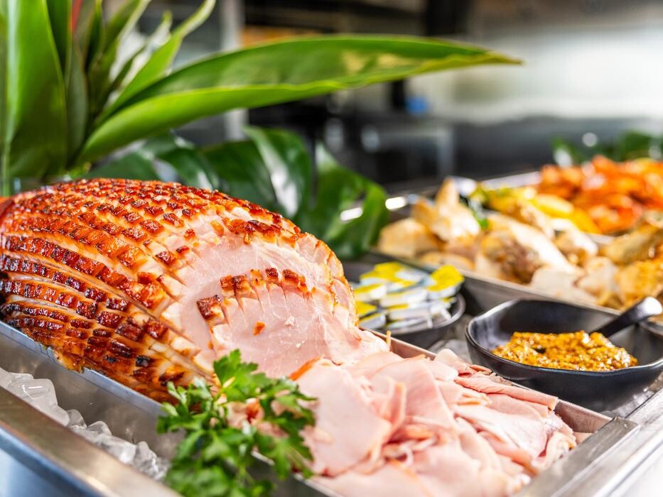 Images Sea World Cruises Surfers Paradise (Lunch Cruise)