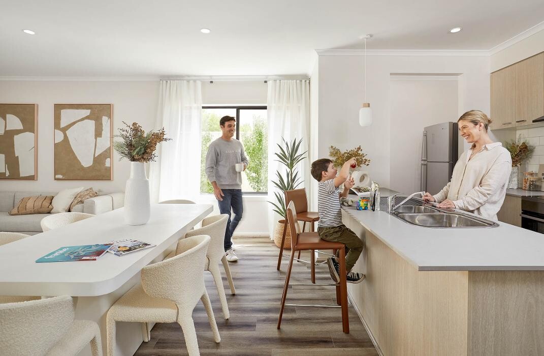 Images JG King Homes - Redstone, Sunbury