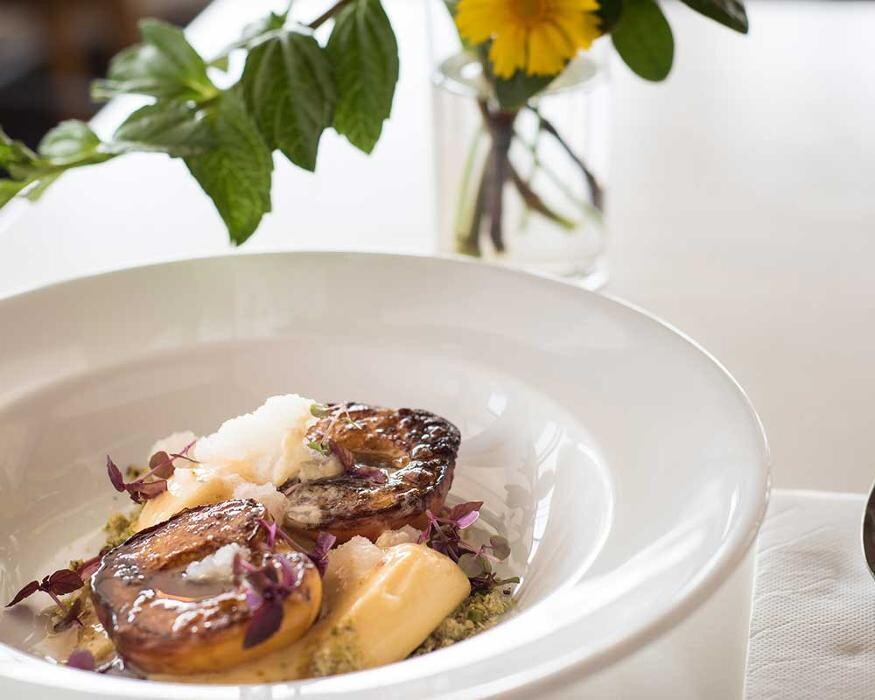 Images Little Beach Boathouse