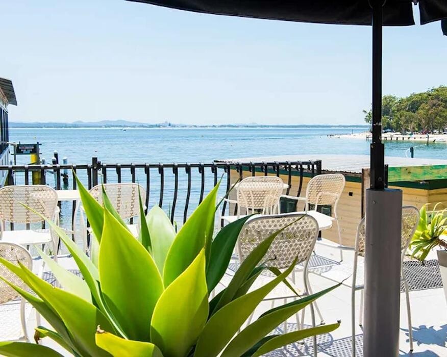 Images Little Beach Boathouse